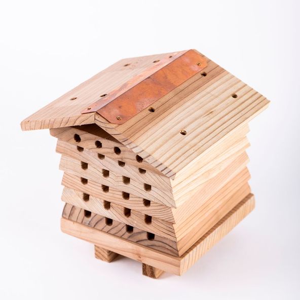 Garden Gear - Wooden Bee Hive Hotel