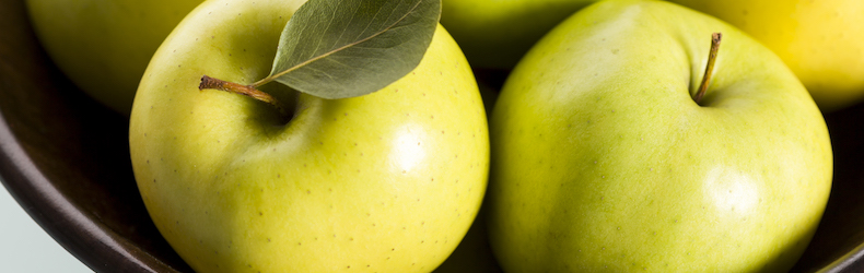 Apple 'Golden Delicious' from Thompson & Morgan